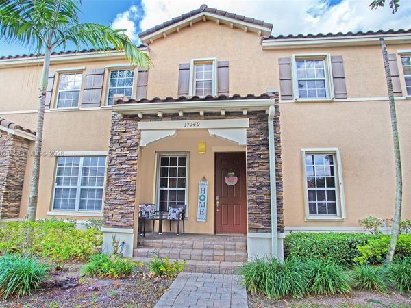 17149 SW 94th St, Miami, FL 33196