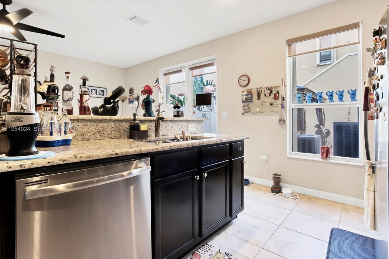 17149 SW 94th St, Miami, FL 33196 Photo