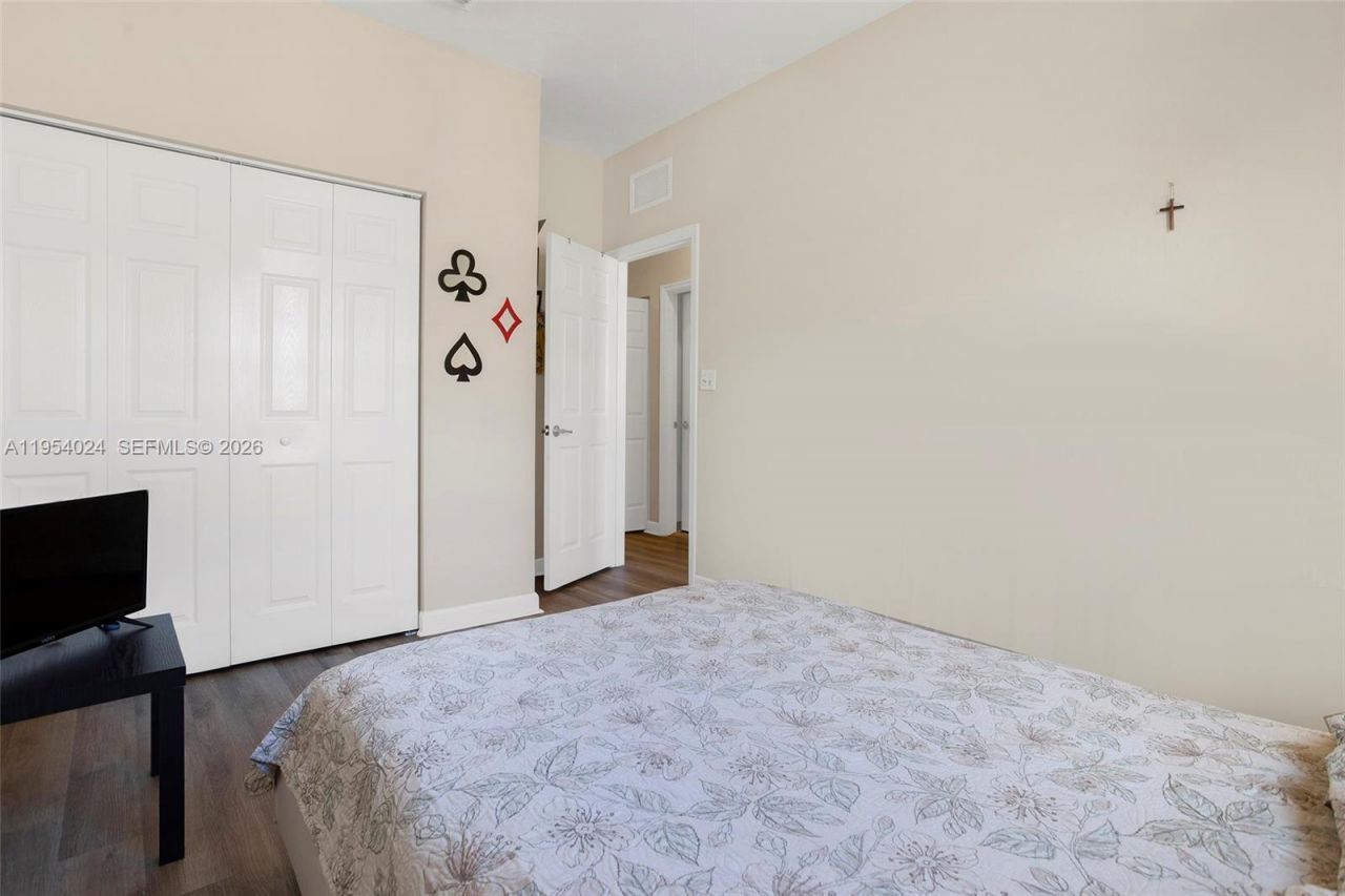 17149 SW 94th St, Miami, FL 33196 Photo