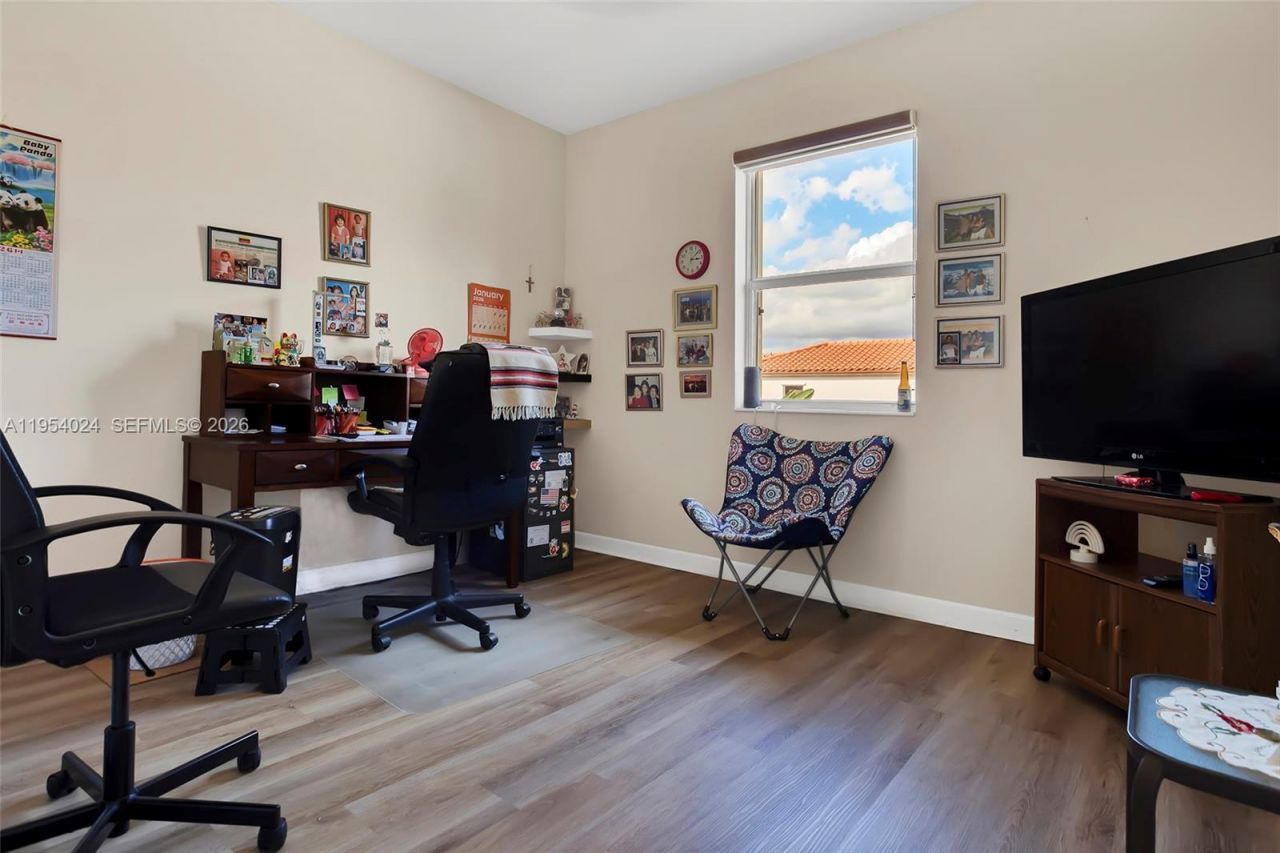 17149 SW 94th St, Miami, FL 33196 Photo