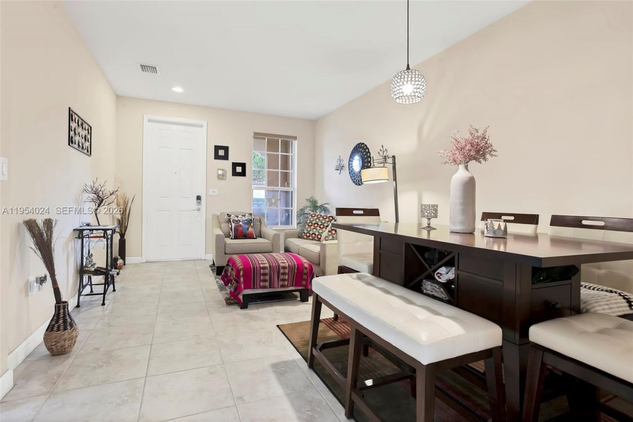 17149 SW 94th St, Miami, FL 33196 Photo