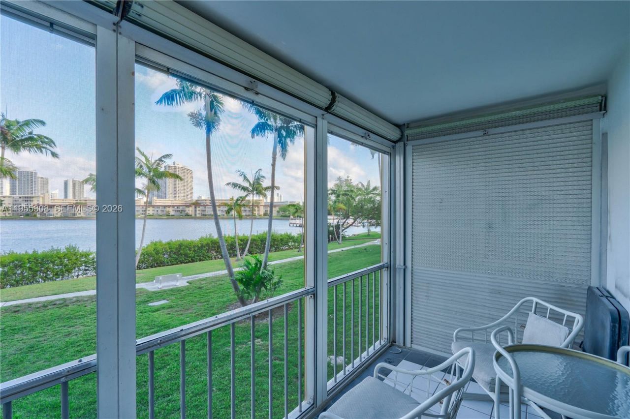2861 Leonard Dr, Unit F208, Aventura, FL 33160 Photo