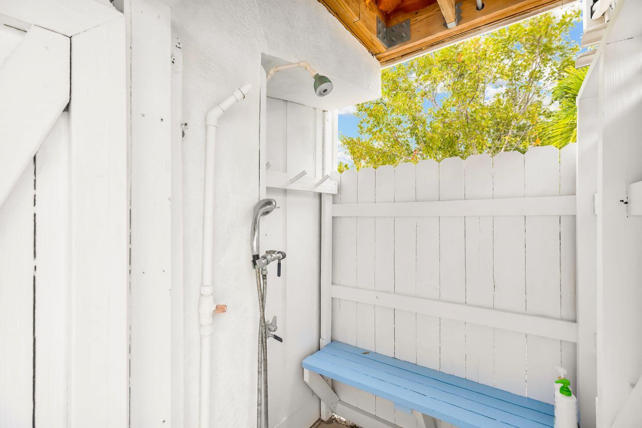 3633 Blue Lagoon Street, Big Pine Key, FL 33043 Photo