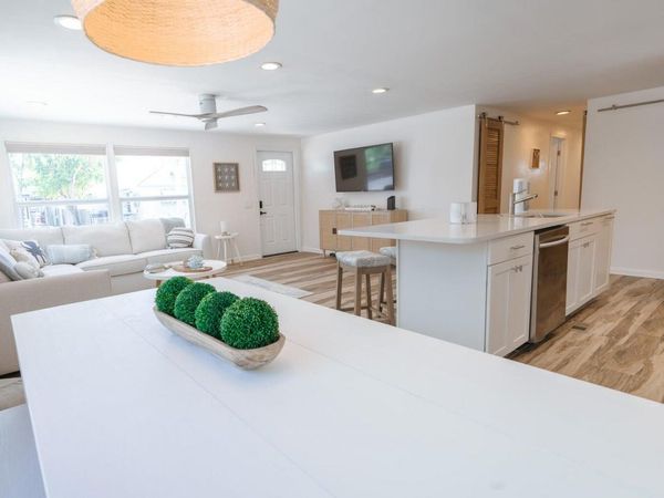 212 buttonwood Lane, KEY LARGO, FL 33070