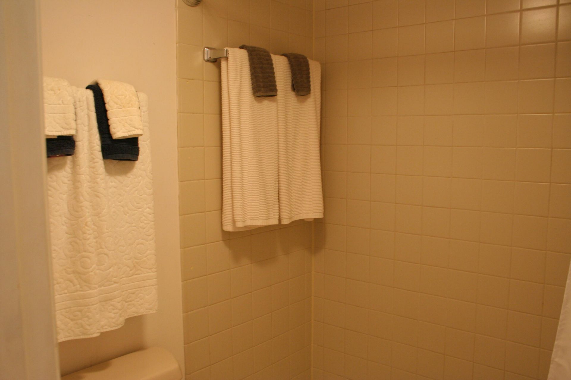 104500 Overseas Highway, Unit A302, Key Largo, FL 33037 Photo