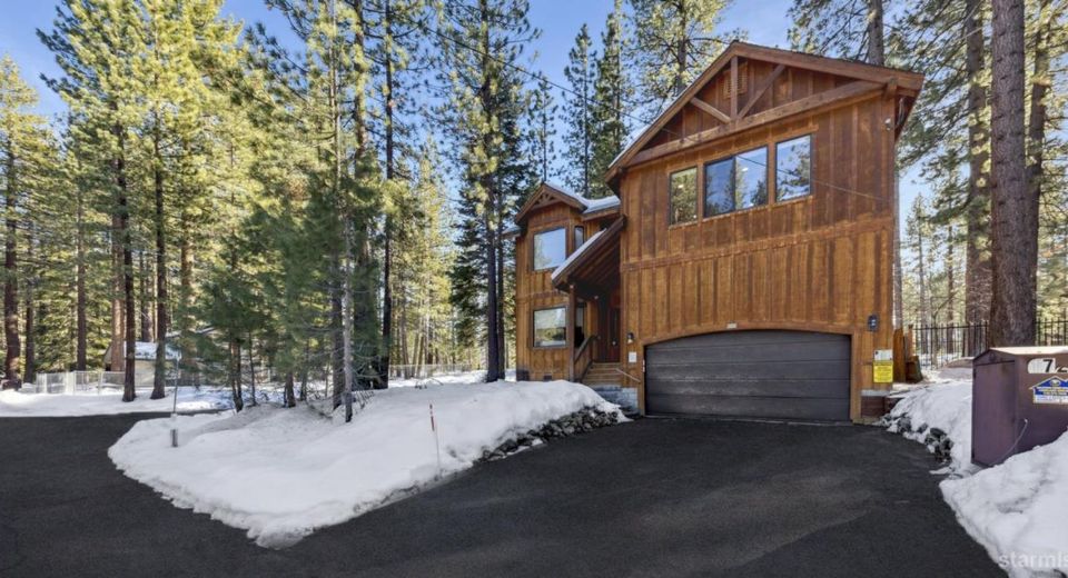 1721 Nadowa Street, South Lake Tahoe, CA 96150 Photo