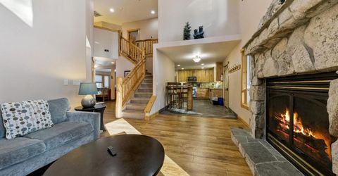 1721 Nadowa Street, South Lake Tahoe, CA 96150 Photo
