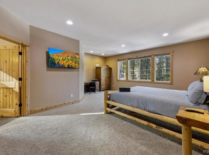 1721 Nadowa Street, South Lake Tahoe, CA 96150 Photo