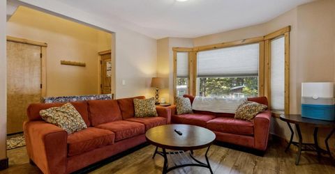1721 Nadowa Street, South Lake Tahoe, CA 96150 Photo