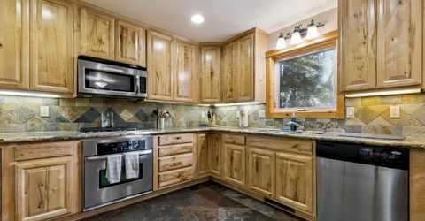 1721 Nadowa Street, South Lake Tahoe, CA 96150 Photo