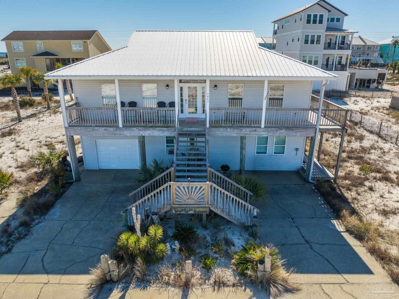 7863 White Sands Blvd, Navarre Beach, FL 32566 Main Photo