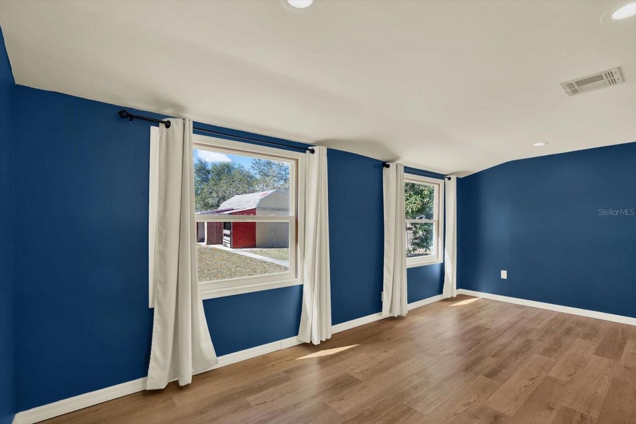 11404 N 52nd Street, Tampa, FL 33617 Photo