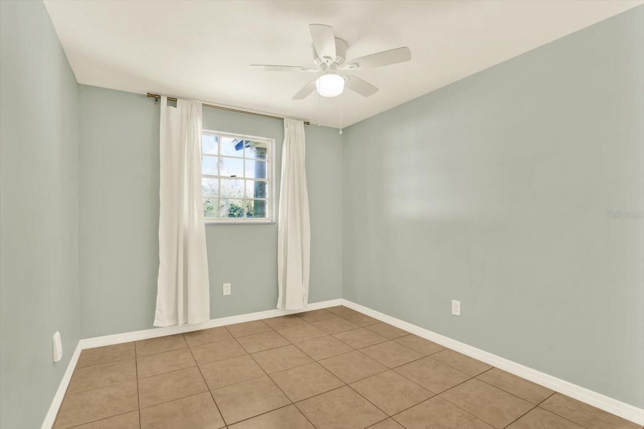 11404 N 52nd Street, Tampa, FL 33617 Photo