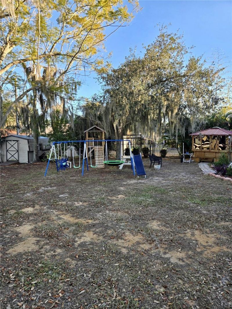 630 Lake Blue Drive, Lake Placid, FL 33852 Photo