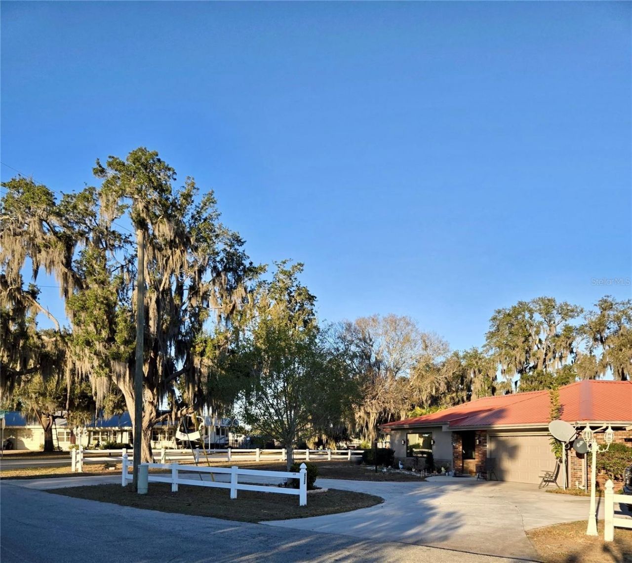 630 Lake Blue Drive, Lake Placid, FL 33852 Photo