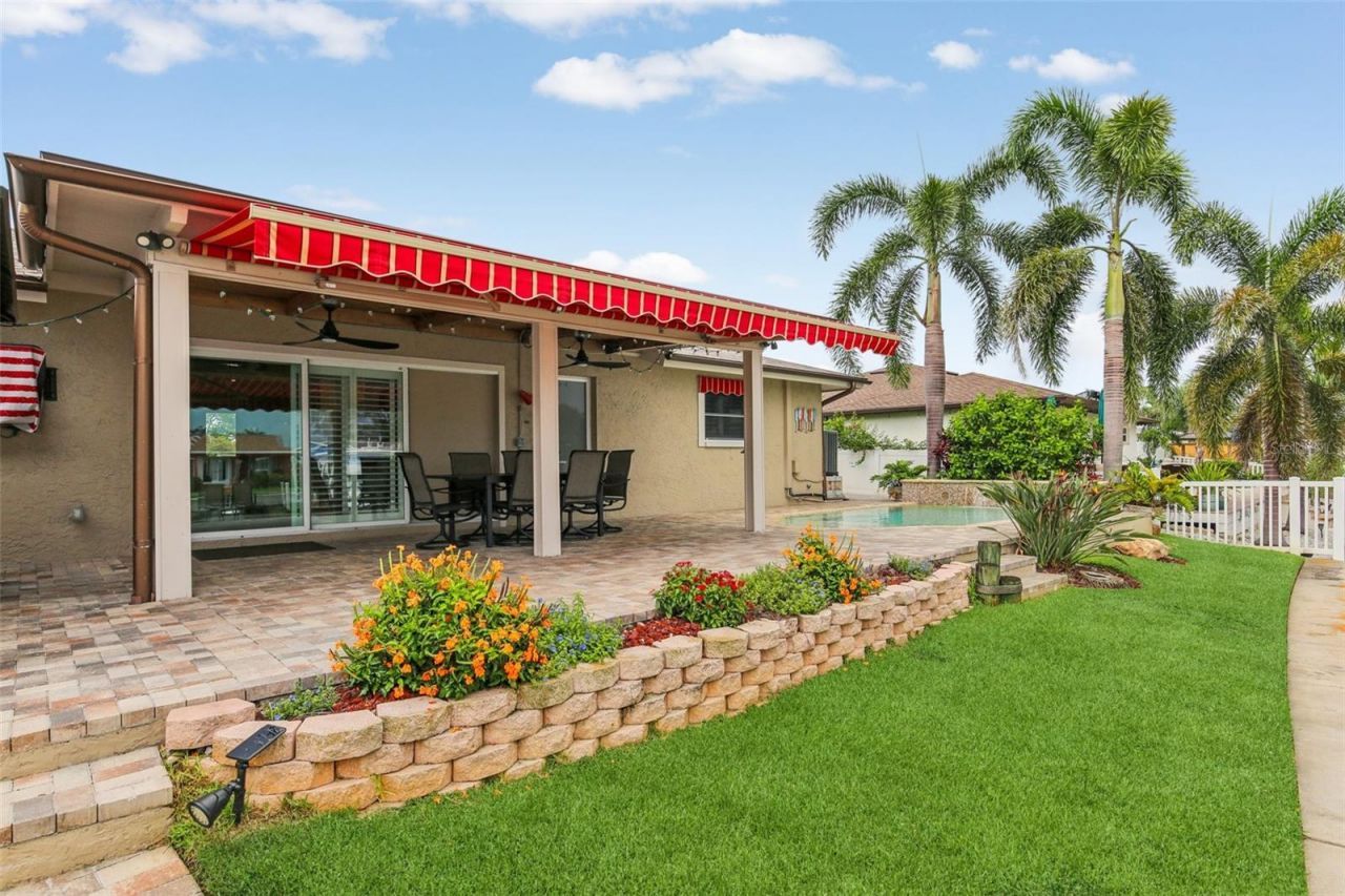 5036 Dover Street Ne, Saint Petersburg, FL 33703 Photo