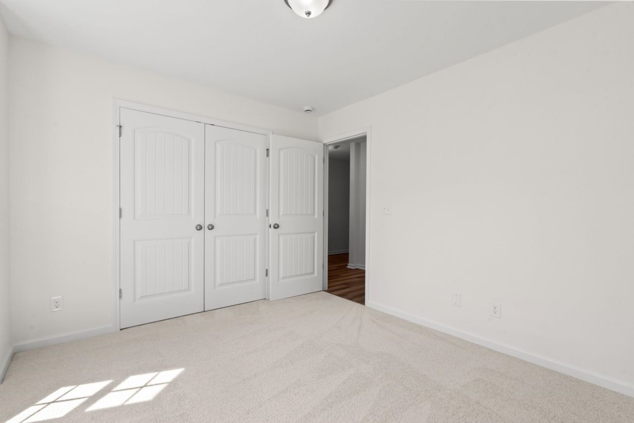 181 Gray Owl Dr. Photo 11