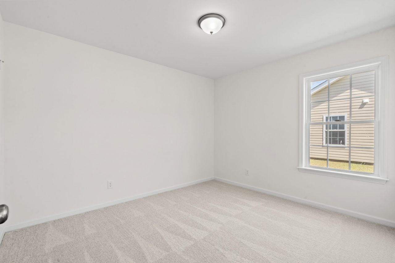 181 Gray Owl Dr. Photo 13