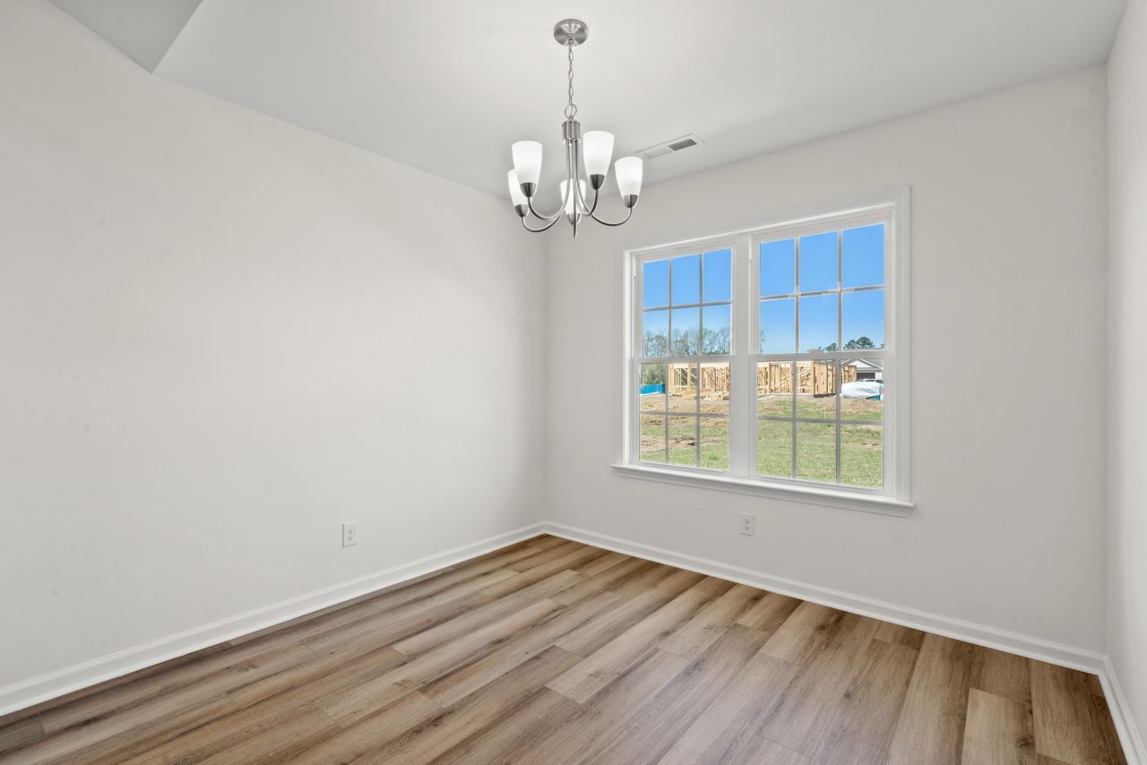 181 Gray Owl Dr. Photo 5