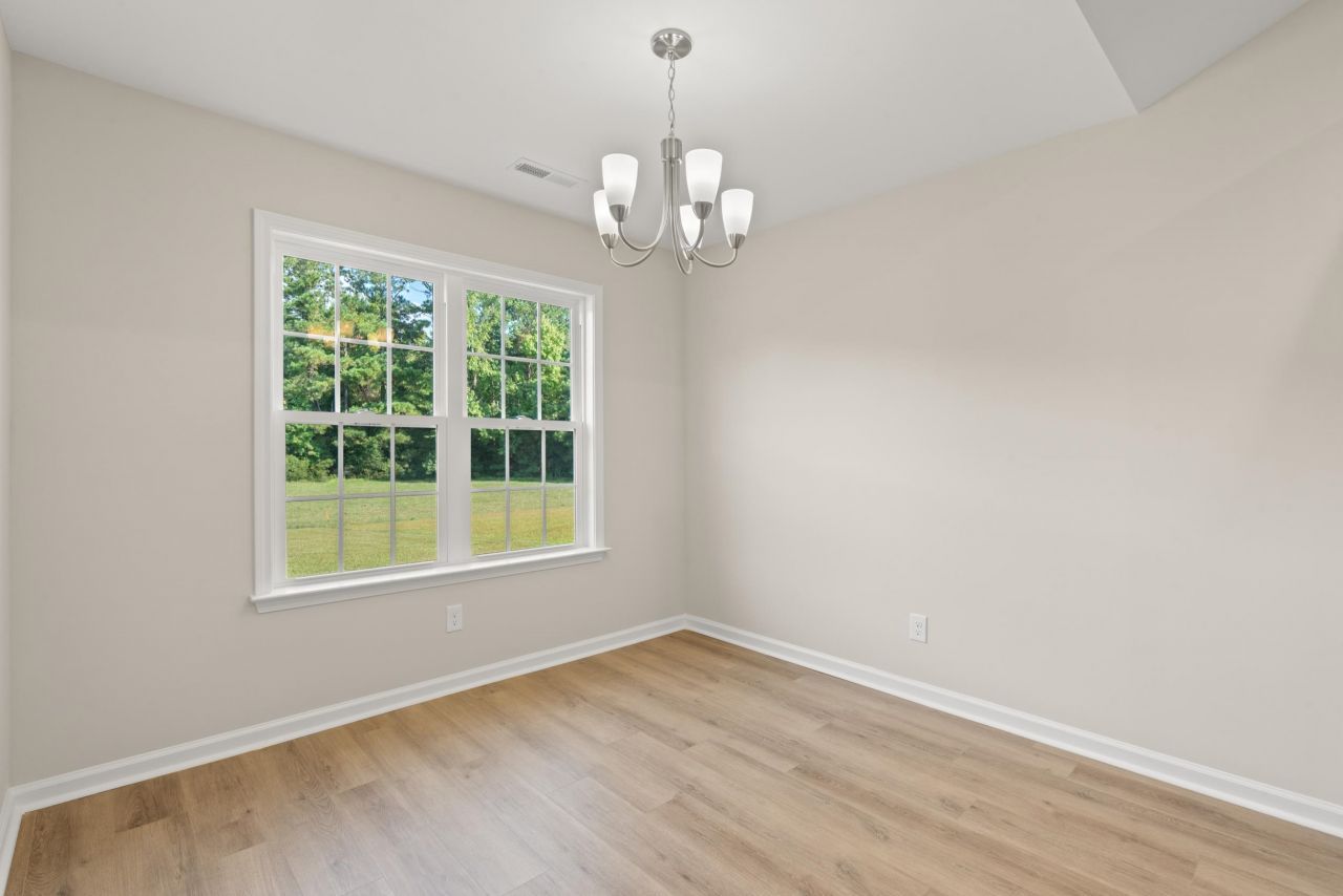 181 Gray Owl Dr. Photo 6