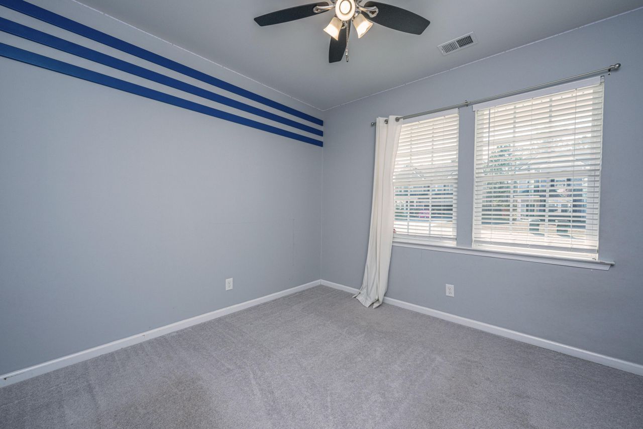 226 Firewheel Court Photo 28