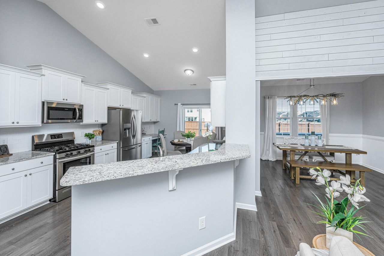 226 Firewheel Court Photo 9