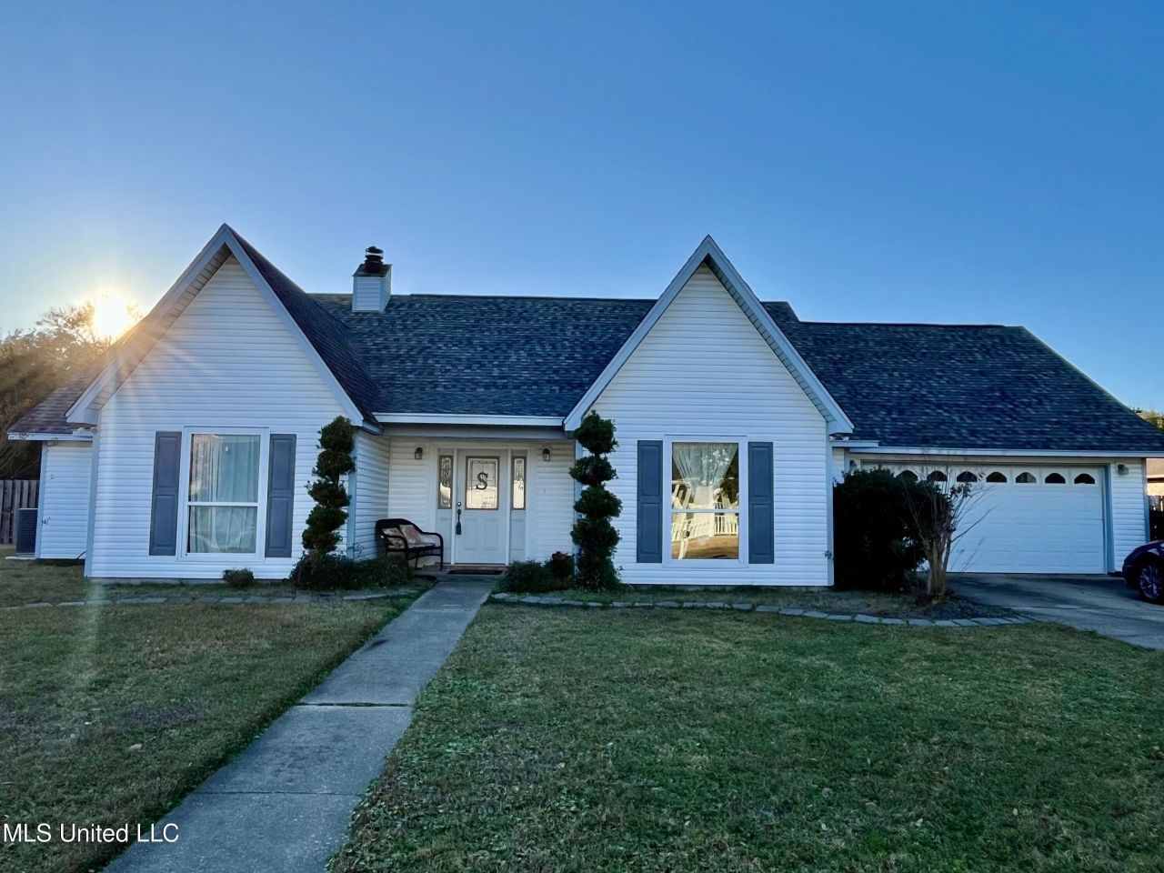 1301 Roswell Street, Pascagoula, MS 39581 Main Photo