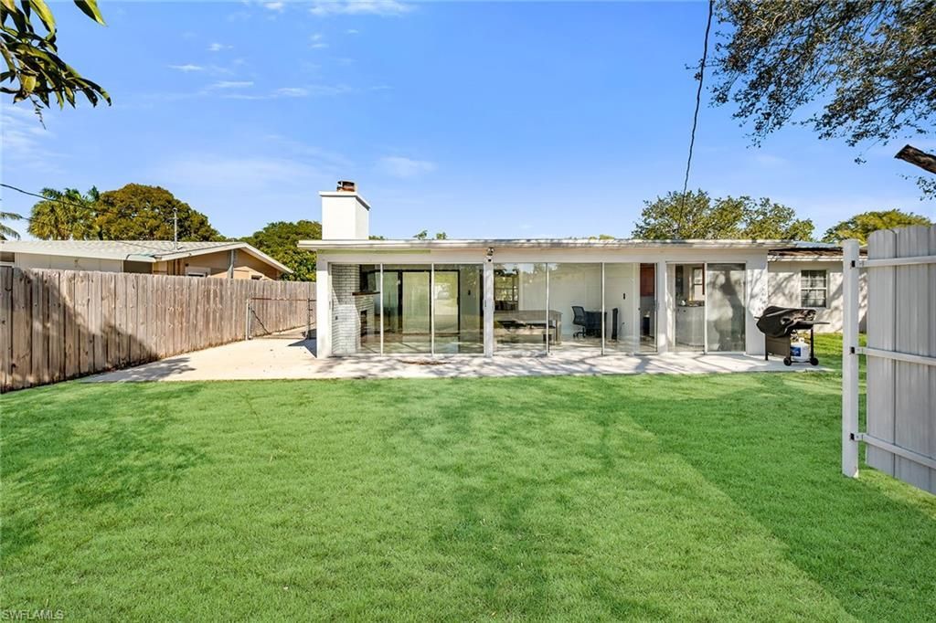 3954 Coconut Cir N, Naples, FL 34104 Photo