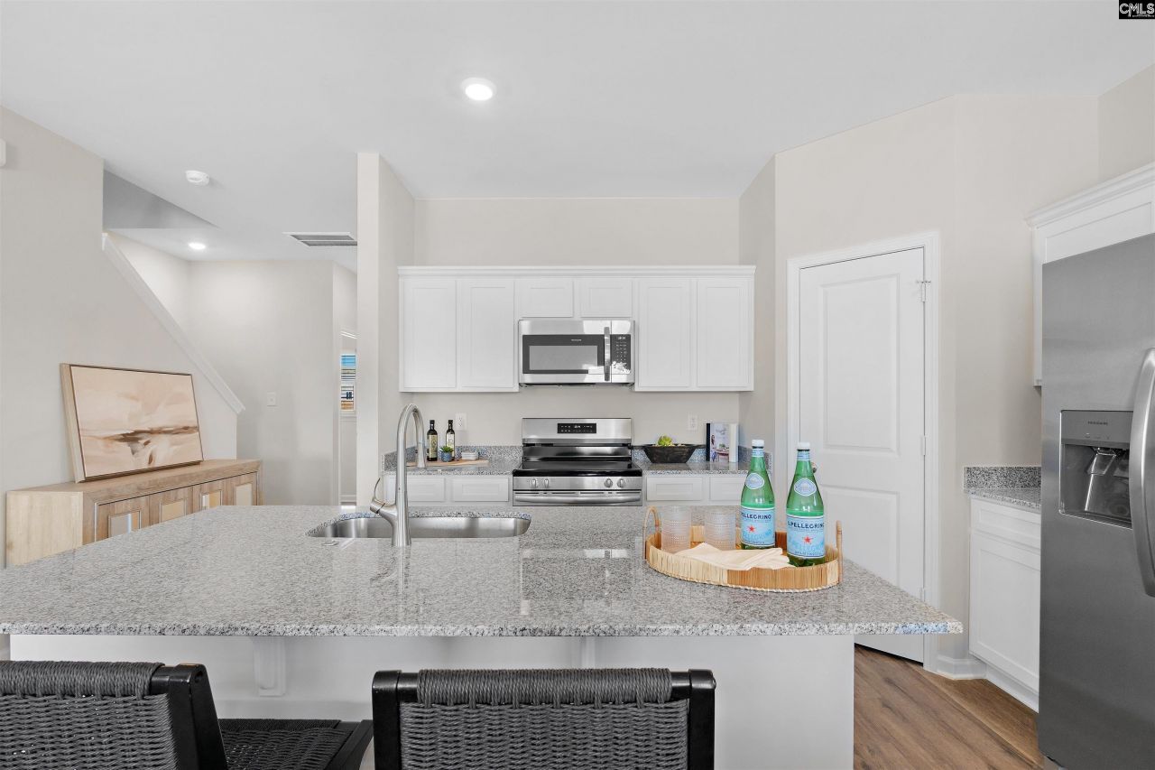 730 Gatestone Lane  Photo 13