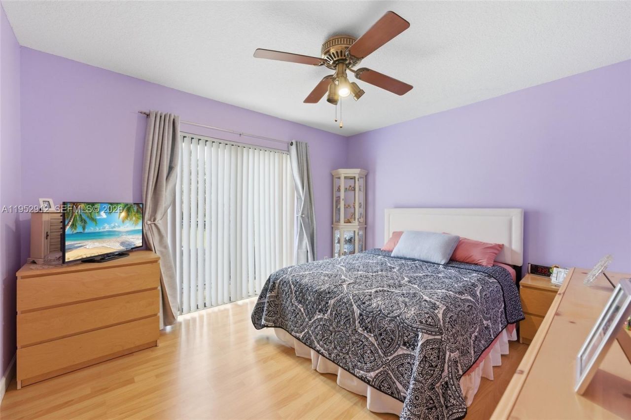 1172 SW 118th Ter, Davie, FL 33325 Photo