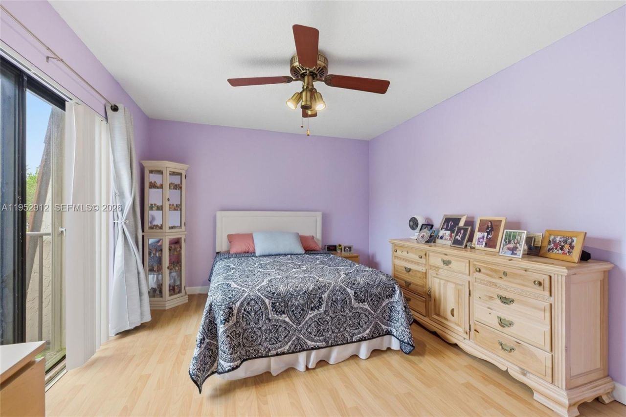 1172 SW 118th Ter, Davie, FL 33325 Photo