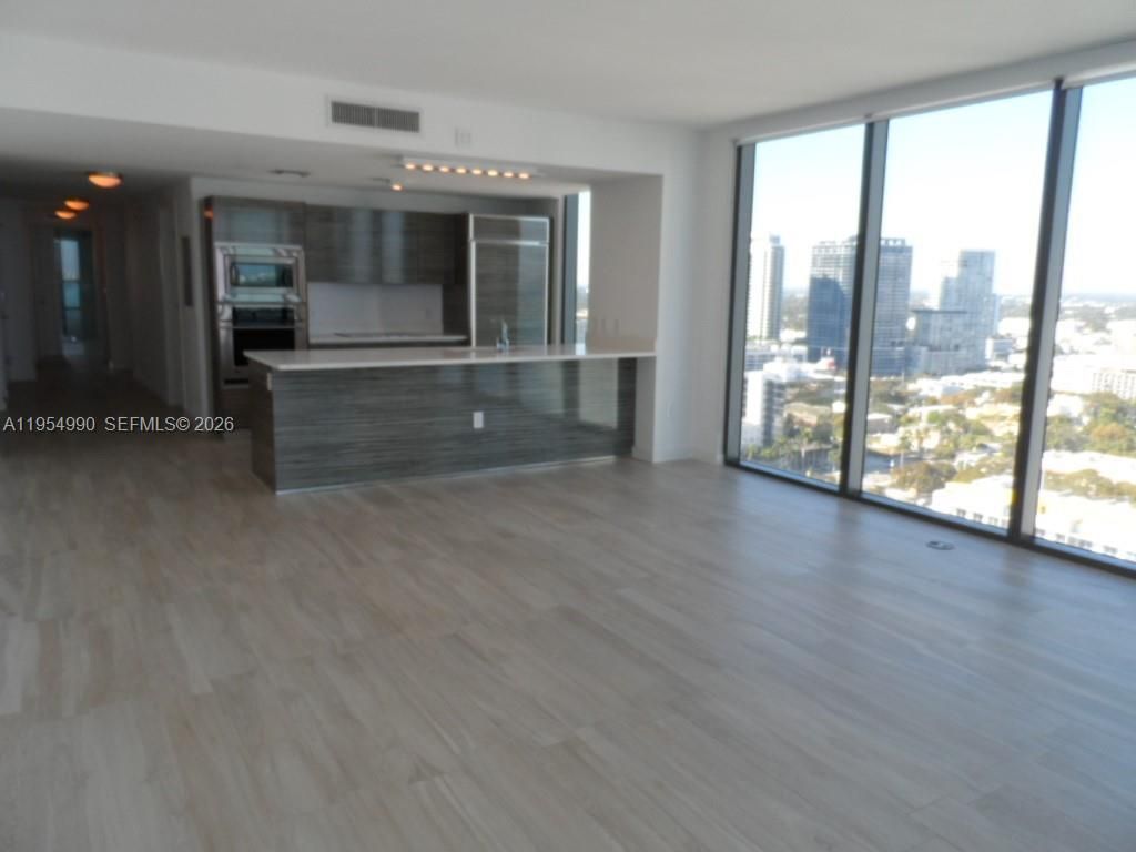 460 NE 28 St, Unit 2501, Miami, FL 33137 Photo