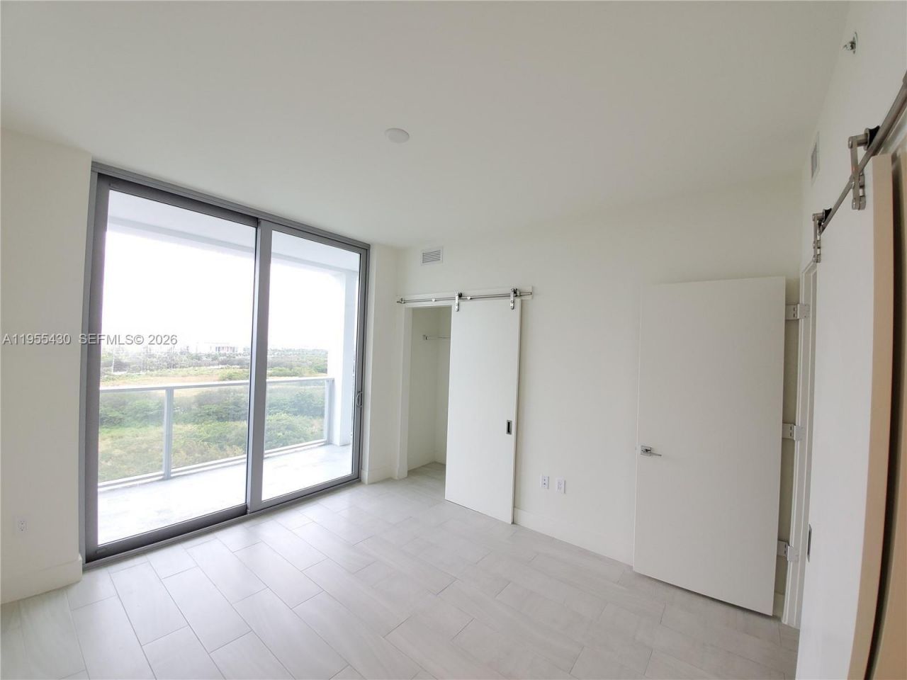 2000 Metropica Way, Unit 1401, Sunrise, FL 33323 Photo