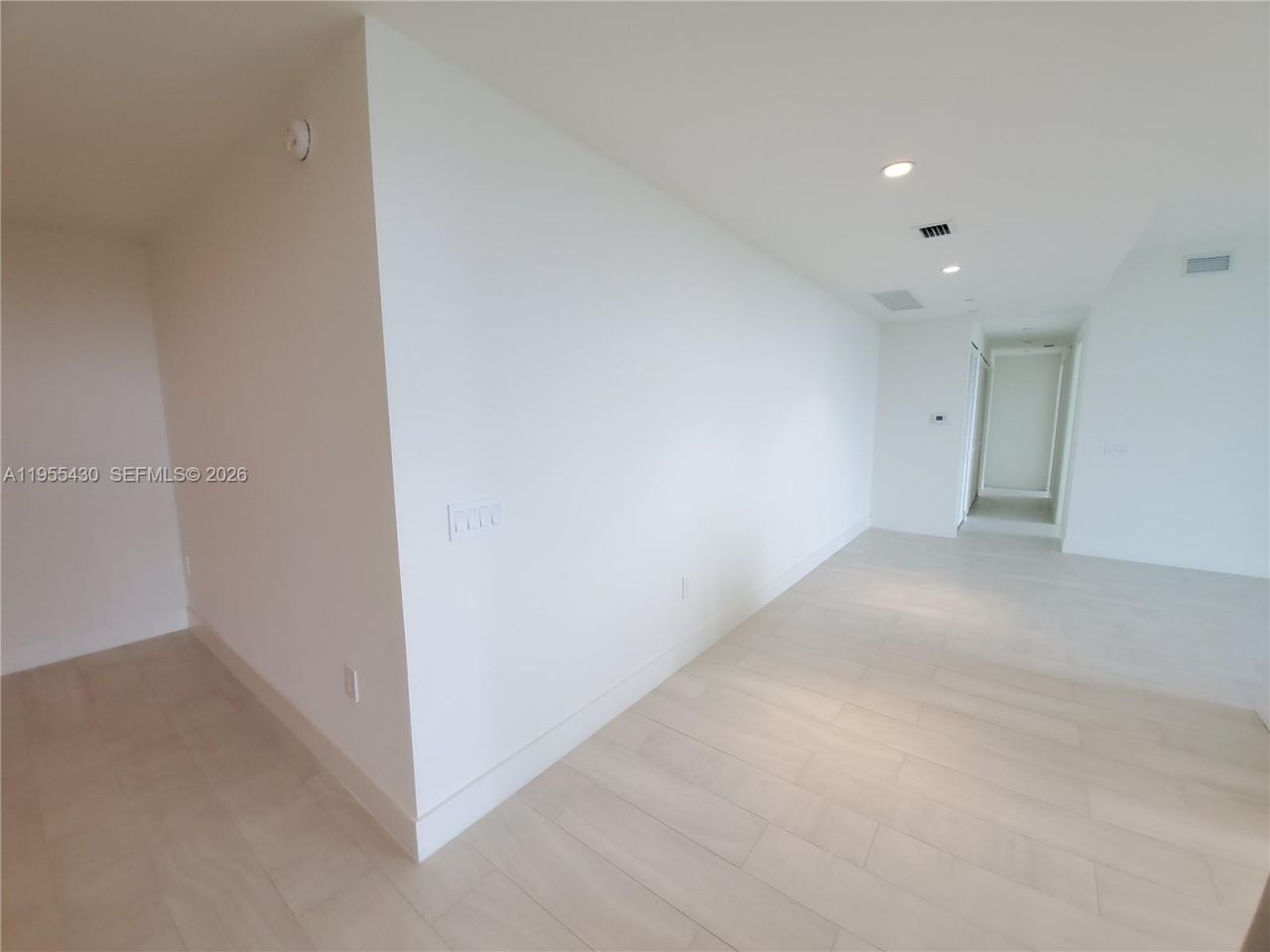 2000 Metropica Way, Unit 1401, Sunrise, FL 33323 Photo