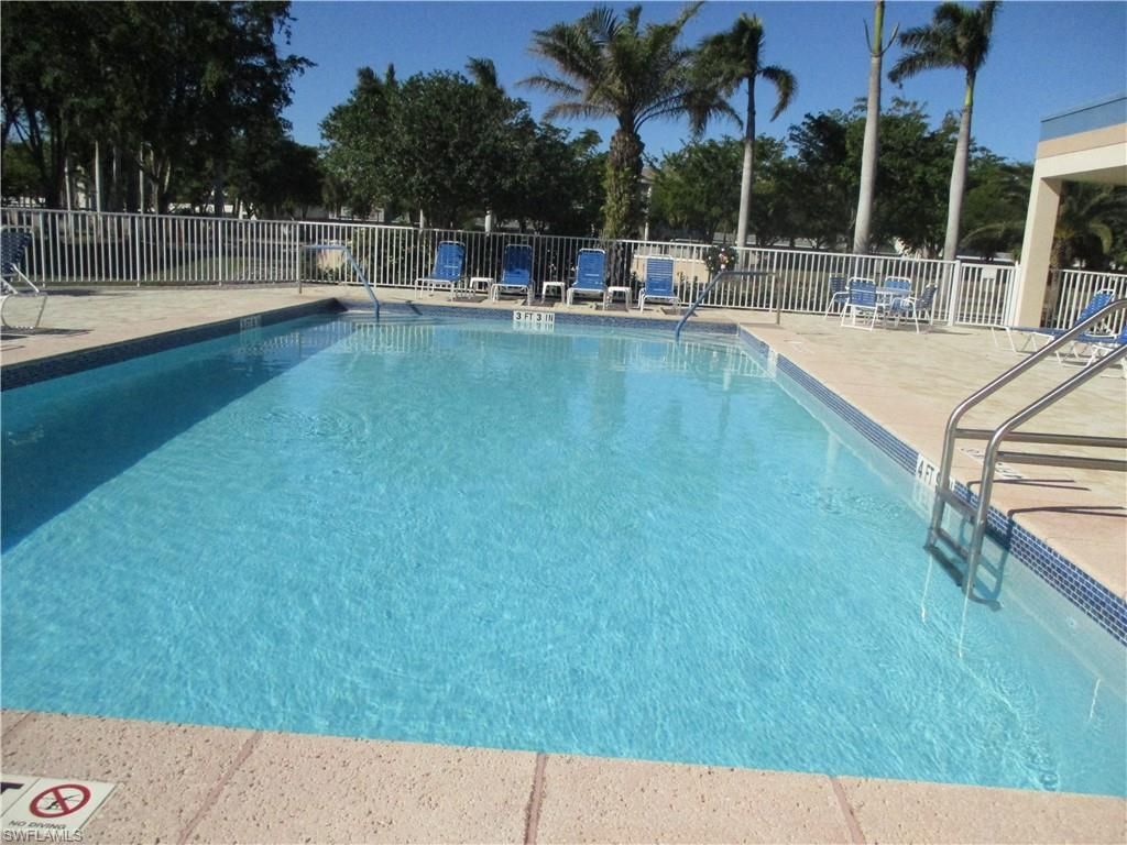 14931 Park Lake Dr, Unit 303, Fort Myers, FL 33919 Photo