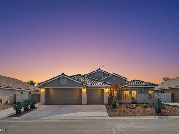 8009 Beaver Mountain Avenue, Las Vegas, NV 89131