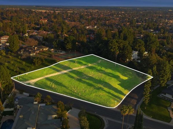 0 Country Club Drive, Bakersfield, CA 93306