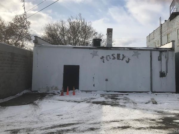 9460 Conner Street, Detroit, MI 48213