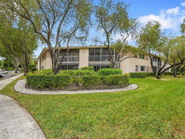 7553 Trent Dr, Unit 211, Fort Lauderdale, FL 33321
