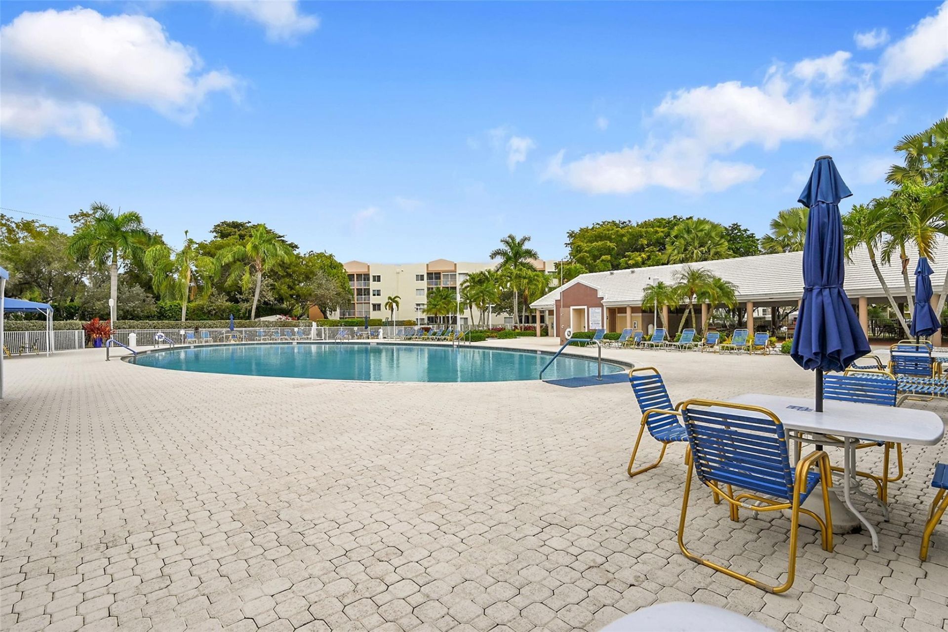 7553 Trent Drive, Unit 211, Fort Lauderdale, FL 33321 Photo