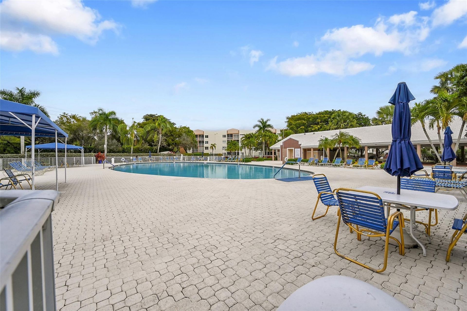 7553 Trent Drive, Unit 211, Fort Lauderdale, FL 33321 Photo