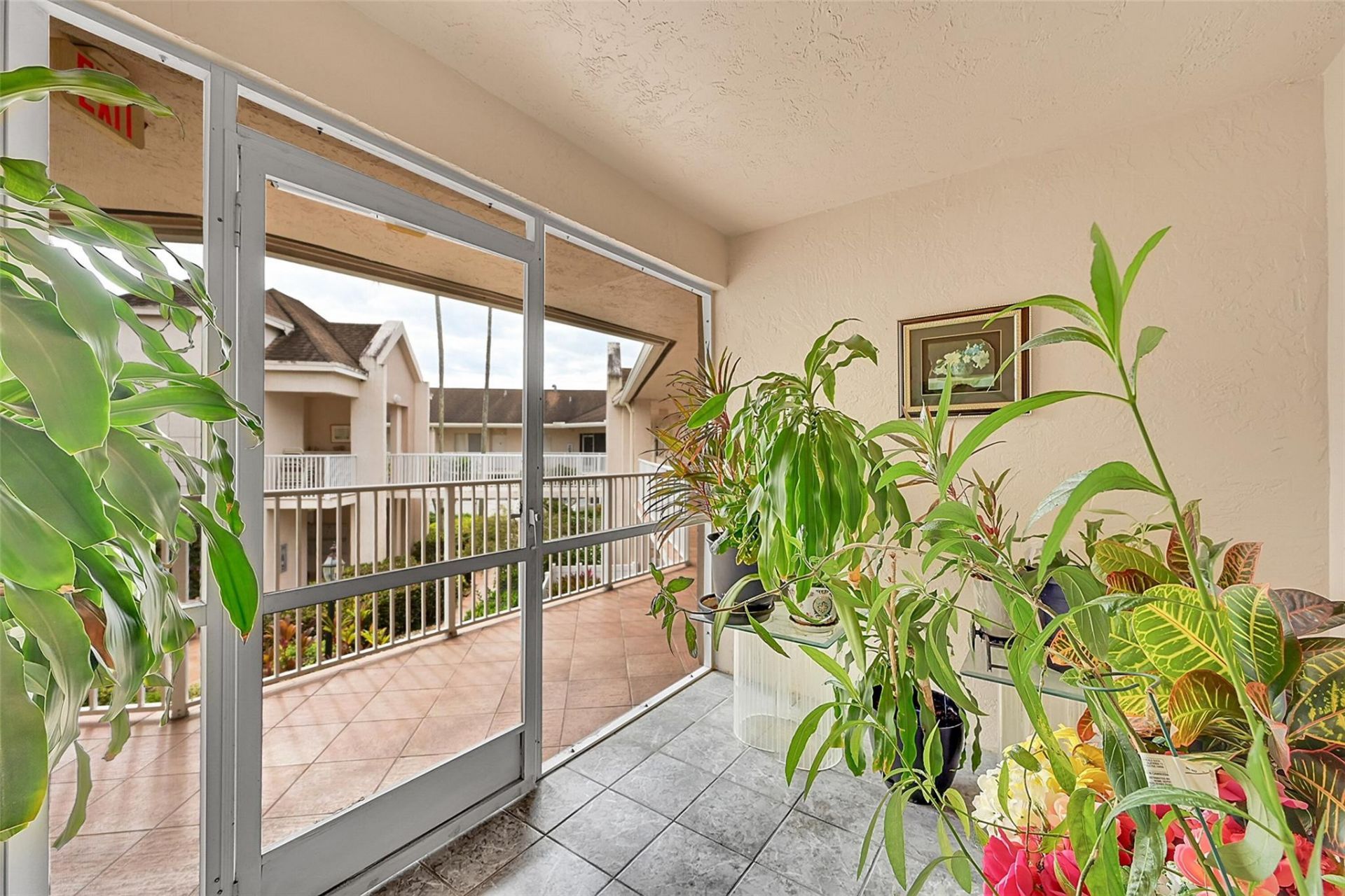 7553 Trent Drive, Unit 211, Fort Lauderdale, FL 33321 Photo