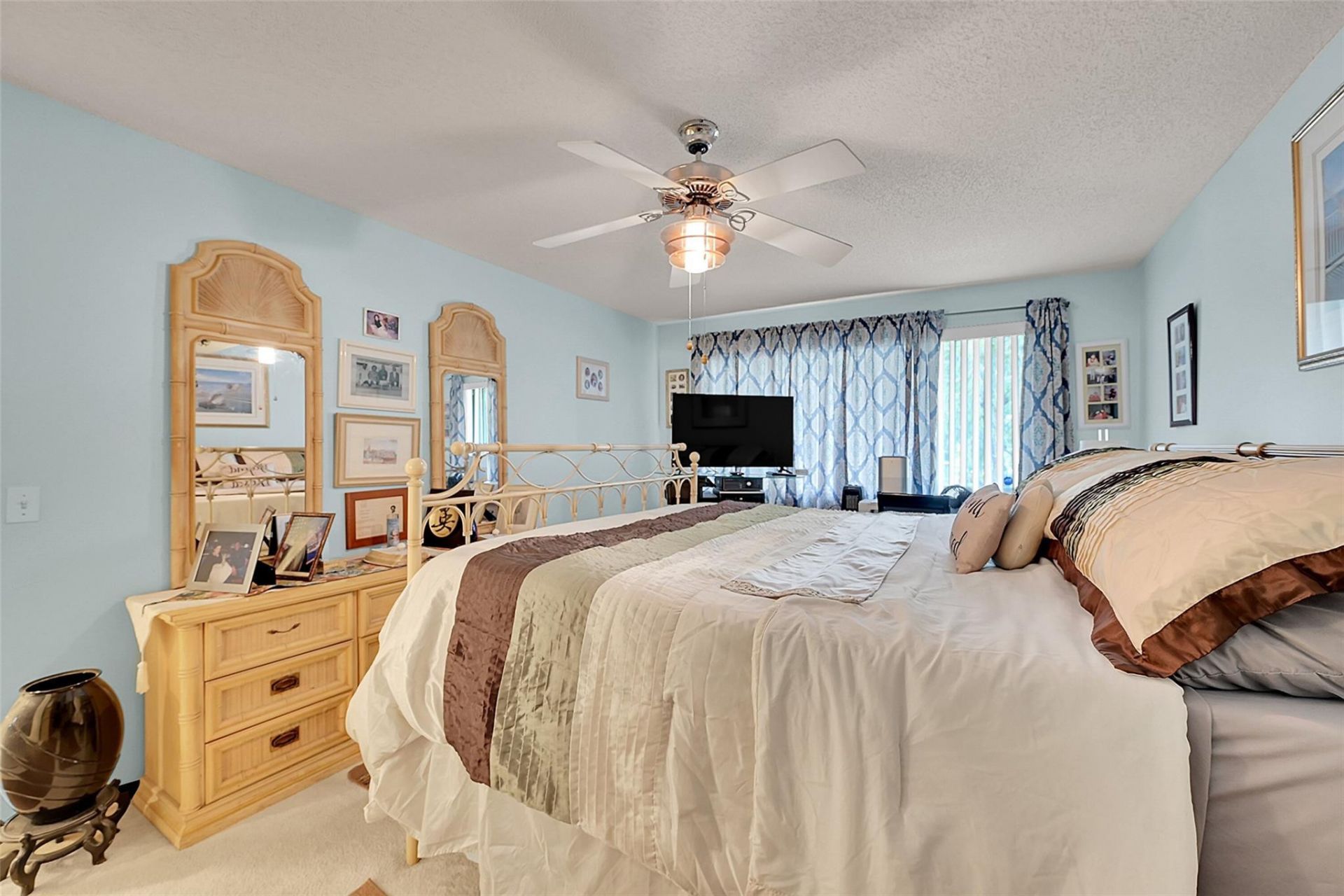 7553 Trent Drive, Unit 211, Fort Lauderdale, FL 33321 Photo