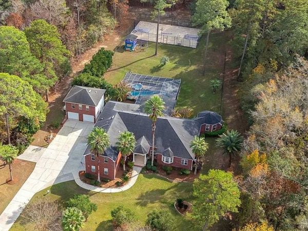 9519 STARHAWK Drive, Tallahassee, FL 32309