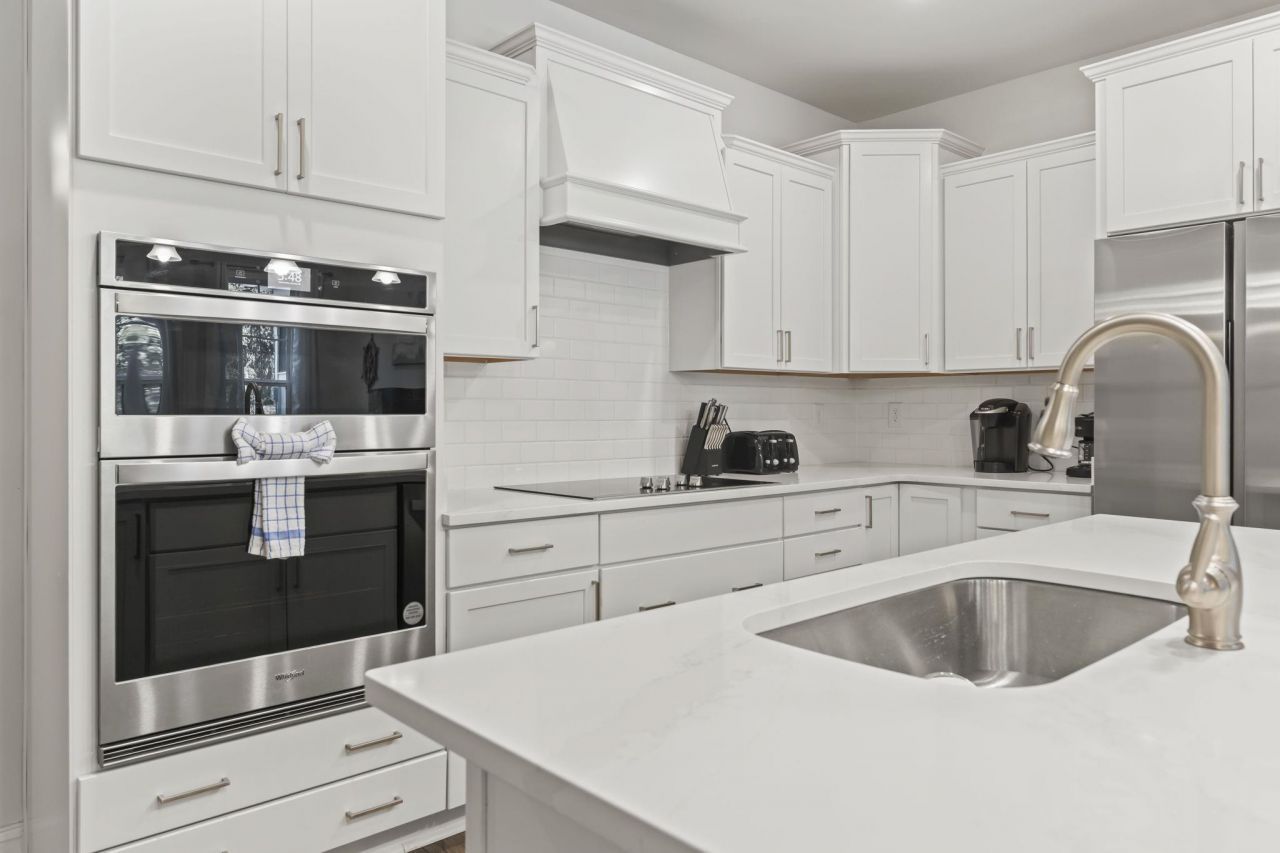 5206 Double Eagle Way Photo 8