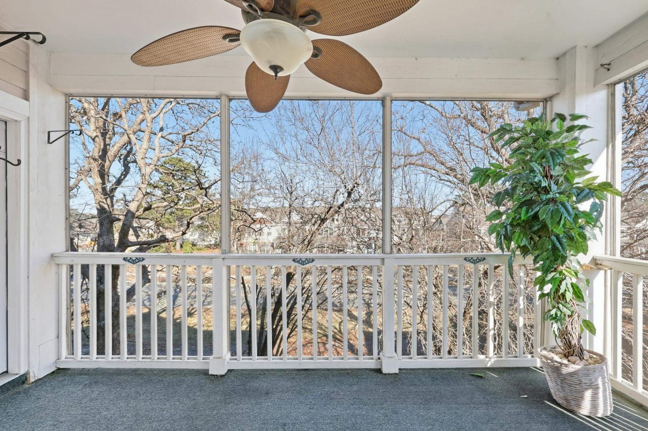 4251 Hibiscus Dr. Photo 27