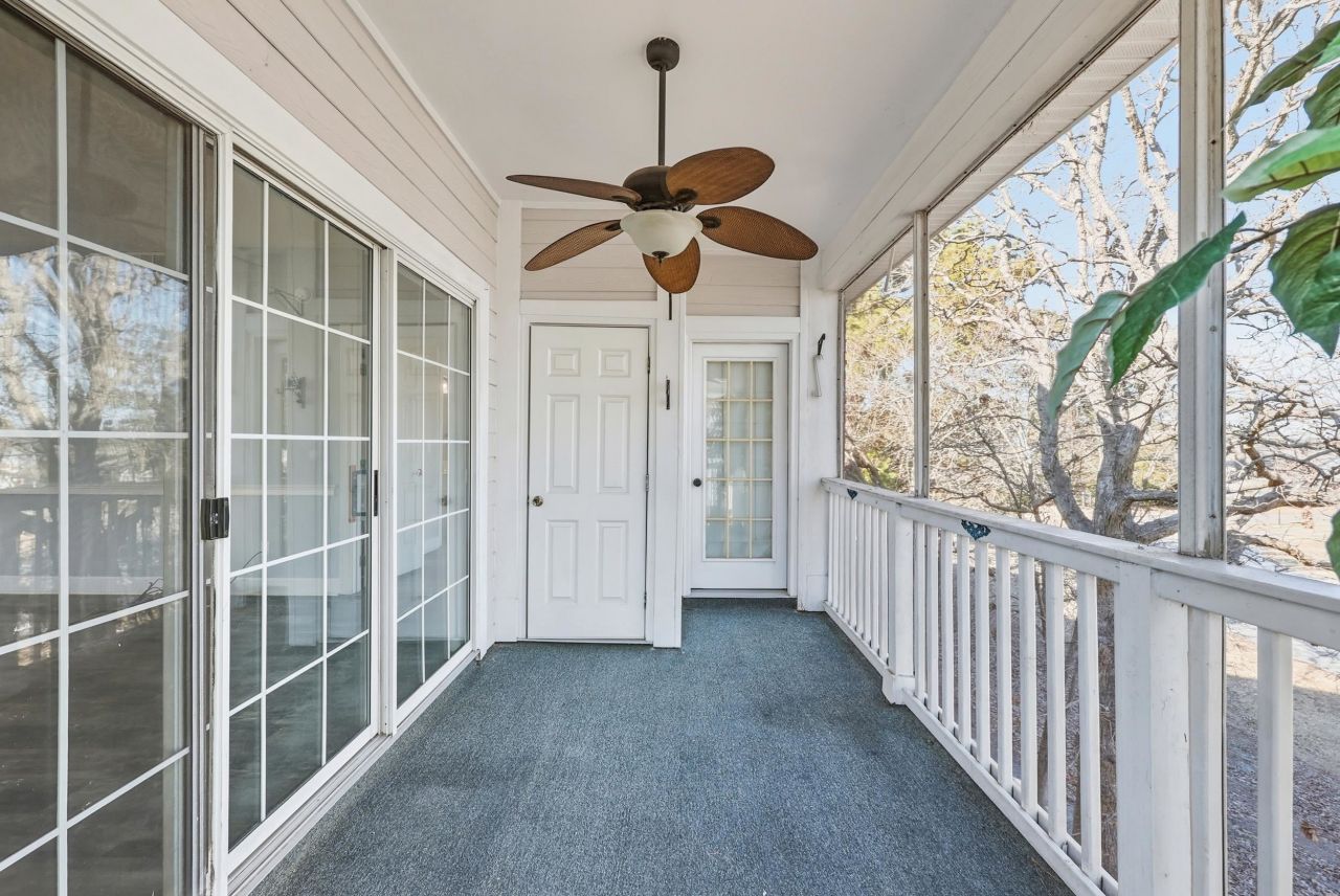 4251 Hibiscus Dr. Photo 28