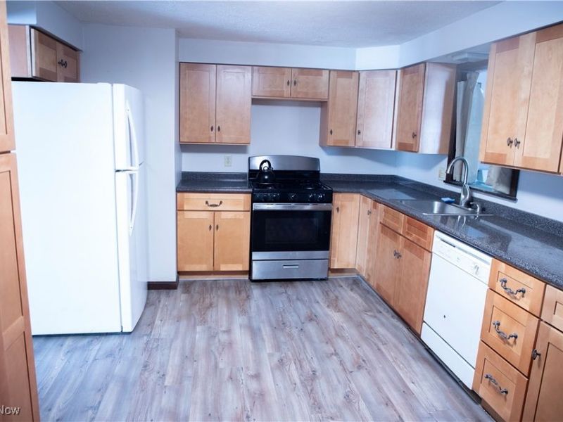 9344 Dorothy Drive, Streetsboro, OH 44241 Photo 3