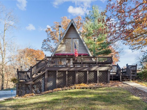 2230 Valley Road NE, North Liberty, IA 52317