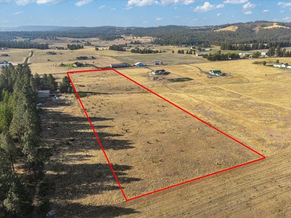 1702 W Monroe Rd, Colbert, WA 99005